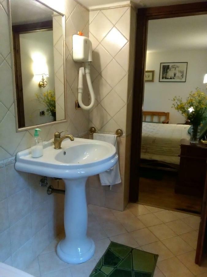 Arzuni B&B Civitella Roveto Екстер'єр фото